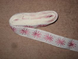 Webband BWgemisch natur eingewebten rosa Sternli 2,5cm breit