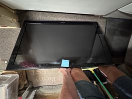 Samsung TV 46” Model: LE46A559P4F (inkl. Wandhalterung)