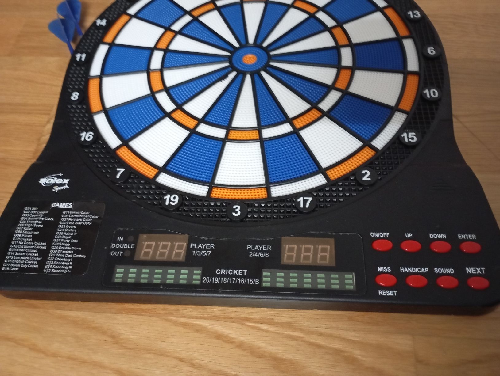 Dart: Electronic Dartboard WinMax blue orange acceptable – Gebraucht aus Bern von pav_8b6j 1