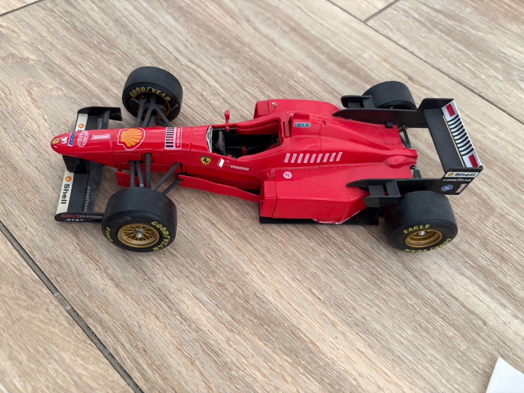 Ferrari Modellini d'auto: Shell 1:20 Ferrari F1 Modellauto – Usato da Möhlin venduto da dth_5mw9 1