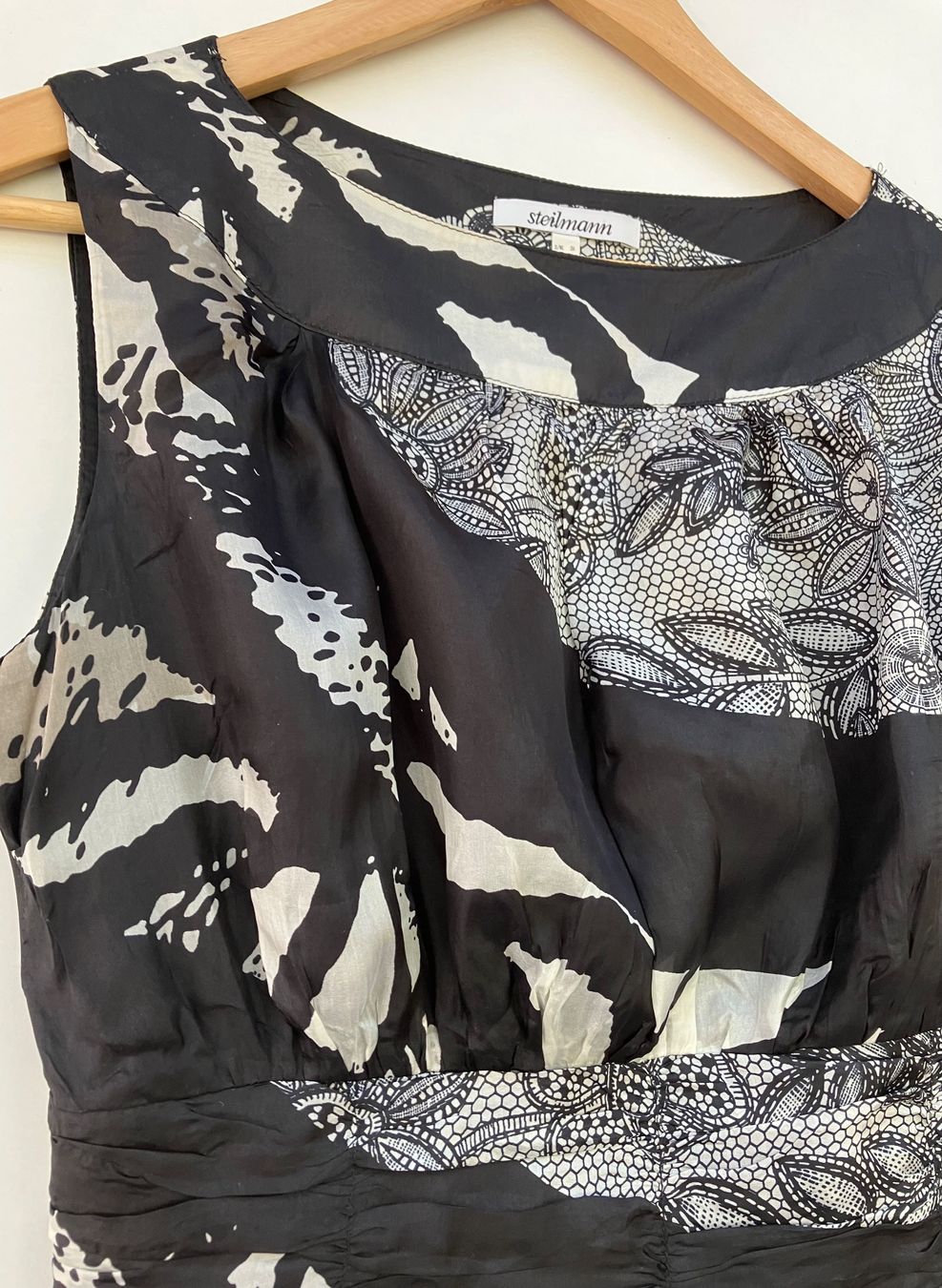 Vestiti: Steinmann Seide Kleid Gr.36 – Usato da Unterägeri venduto da Jutka_04 1