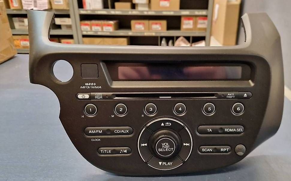 Radio: Radio Honda Jazz  – Usato da Genève venduto da cha_s6yj 1