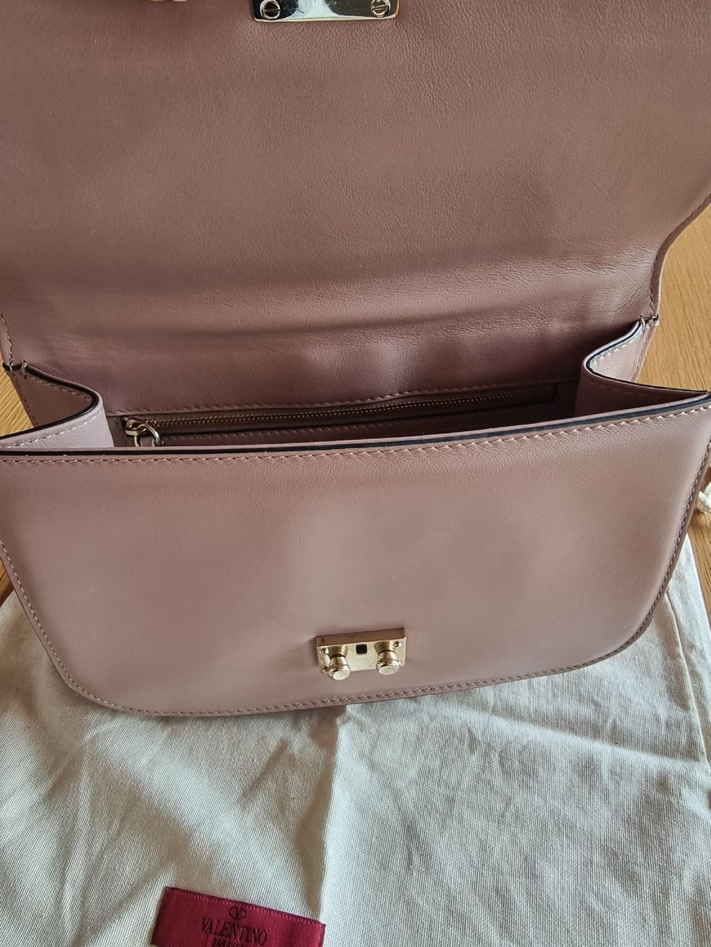Valentino Borse da donna: Valentino Garavani Rockstud – Usato da Wolfwil venduto da chipsyyy 6