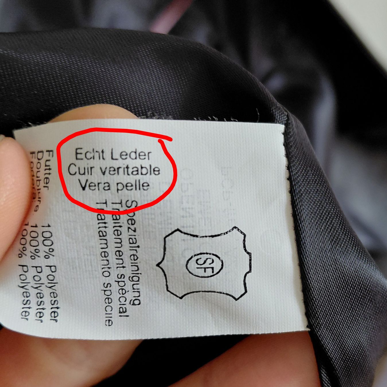 Giacche: Geschmeidige schwarze Echt-Lederjacke – Usato da Bern venduto da .n. 4