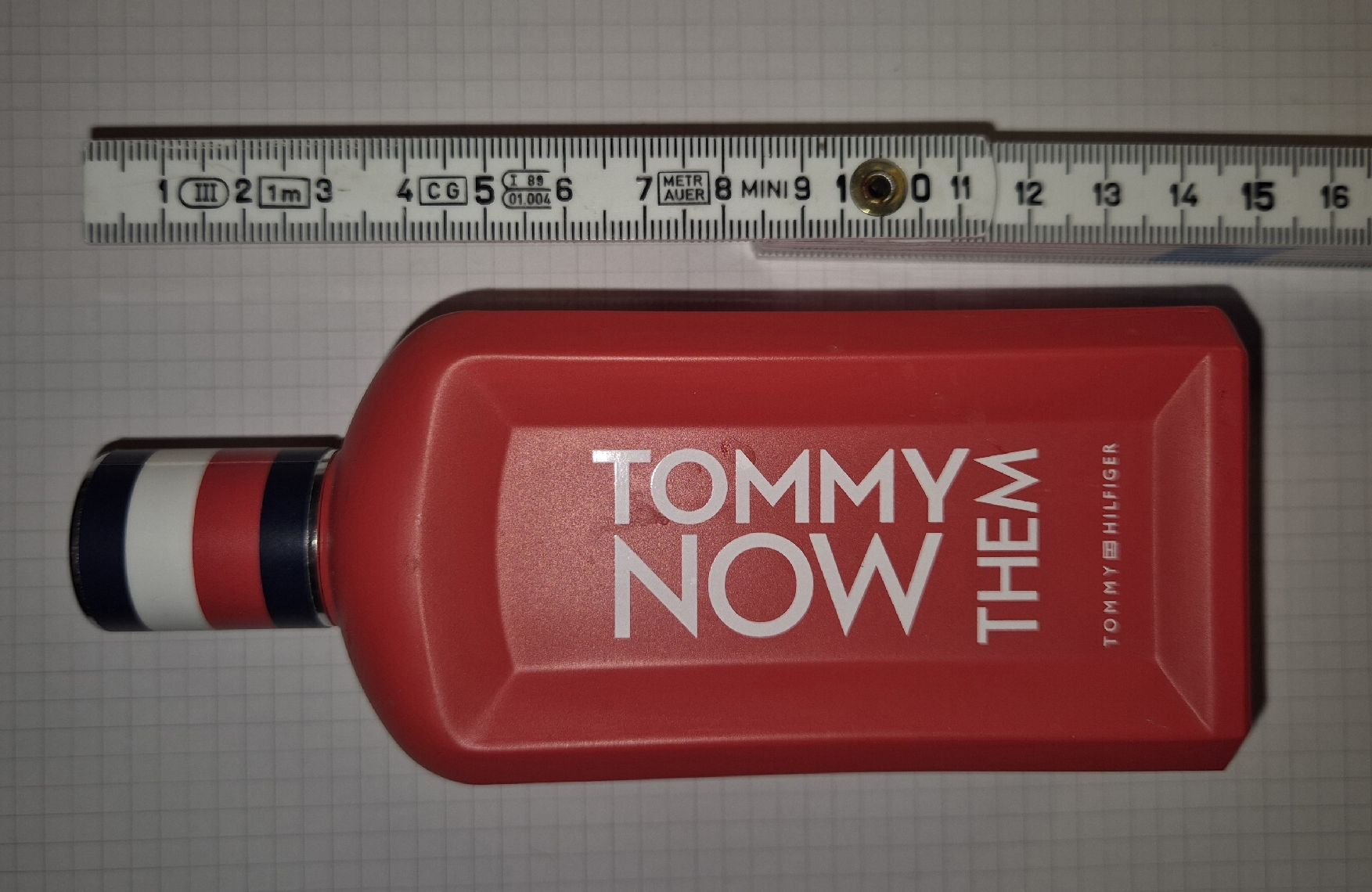 Altro in Stoviglie & Bicchieri: Tommy Hilfiger leere Parfume Flasche – Usato da Hedingen venduto da Zwackul 4
