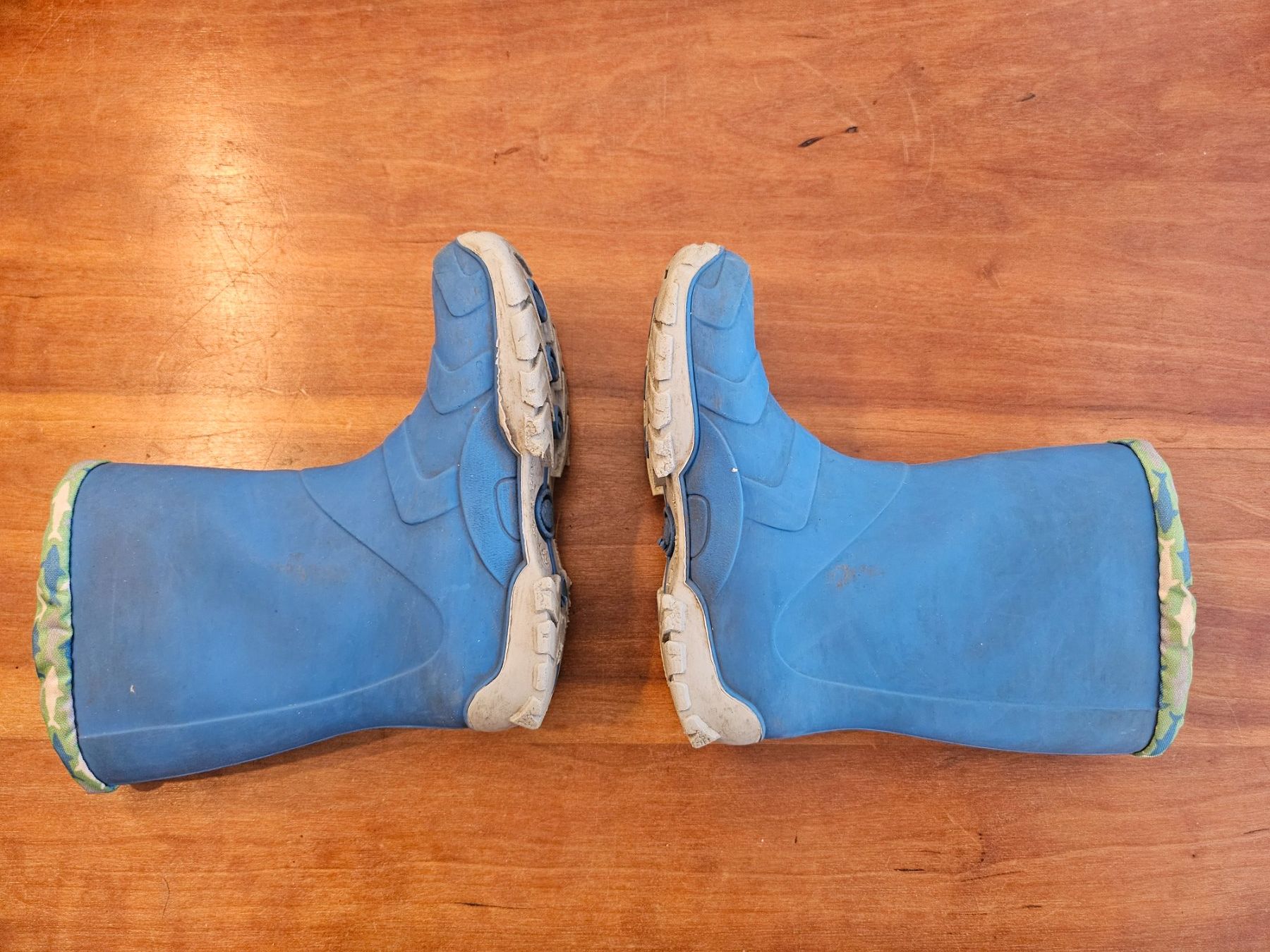 Scarpe per ragazzi: Gummistiefel Elefanten Grösse 27 – Usato da Baar venduto da Naedels-Kreationen 2
