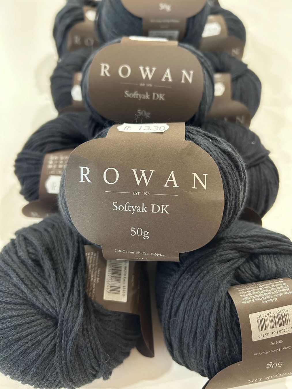 Laine: 15 pelotes Softyak DK Rowan – Neuf avec emballage d'origine à Bex par valetted 2