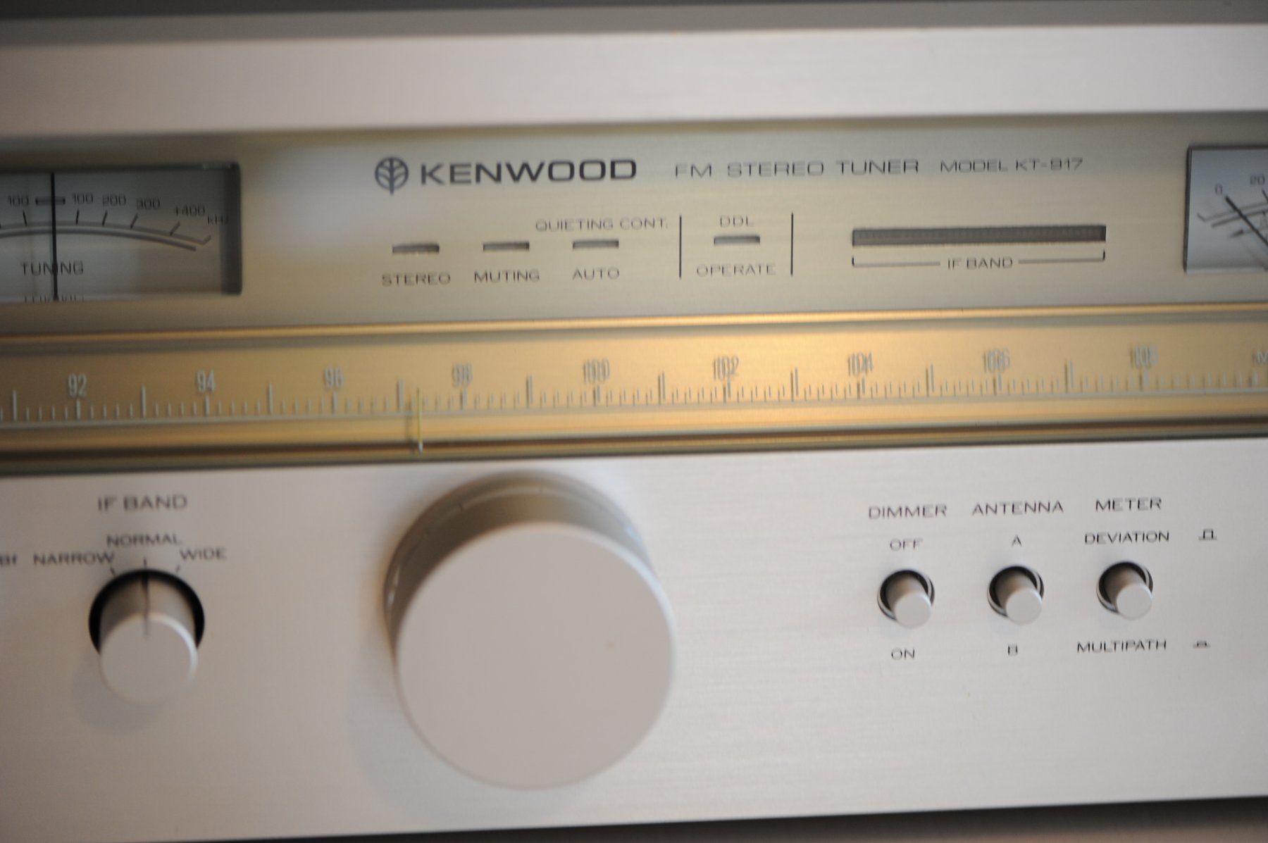 Kenwood Radio: KENWOOD KT-917 - Referenztuner – Usato da Zürich venduto da Prathama 3