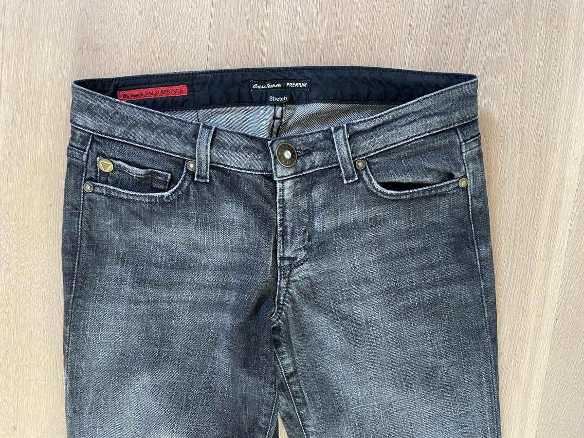 Guess Jeans: Neue graue Guess Jeans Grösse 27 – Neu (gemäss Beschreibung) aus Winkel von Flyhy2020 1