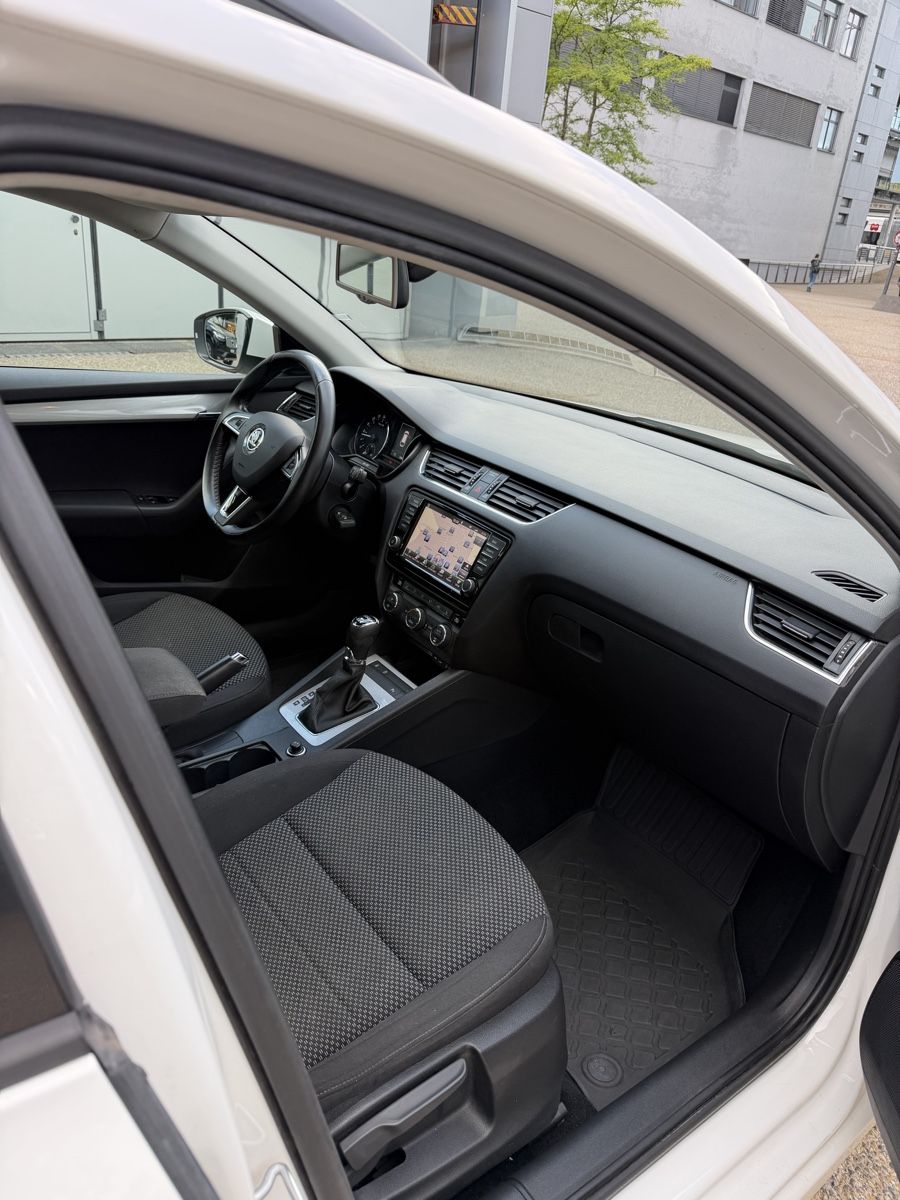 Automobili: Skoda Octavia 4x4 frisch MFK – Usato da Cham venduto da ABhome10 2