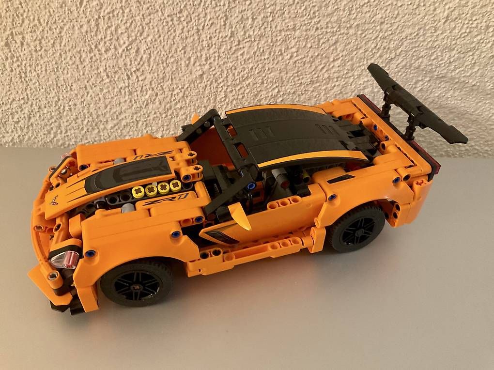 Lego Giocattoli: Lego Technic Chevrolet Corvette – Usato da Luzern venduto da BabaX 2