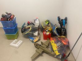 Spielzeug diverse Figuren und Fahrzeuge gebraucht