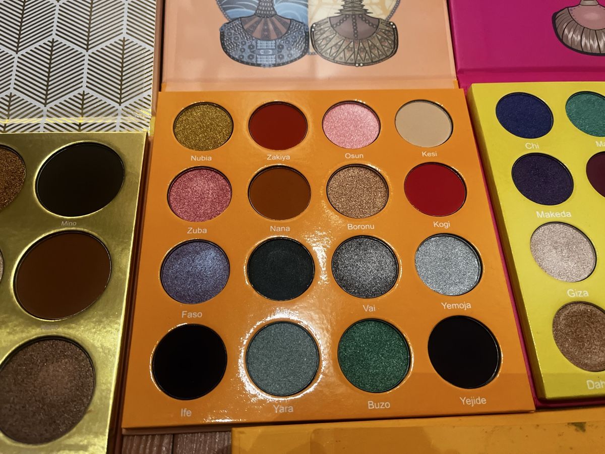 Make-up: Juvia's Place Eyeshadow Palettes Bundle 3 – Usato da Aarau venduto da kailing12 3