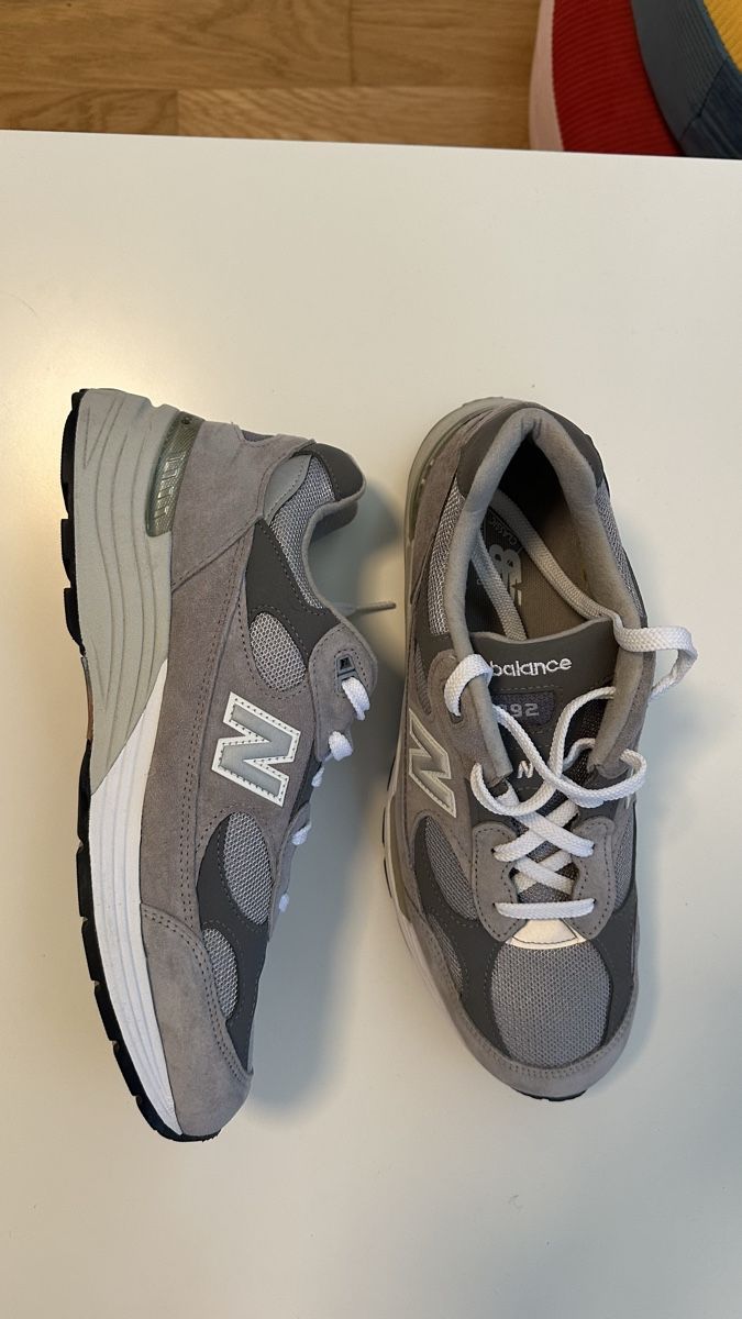 New Balance Scarpe da uomo: New Balance 992 US11/45 – Usato da Zürich venduto da Hyper_racing 2