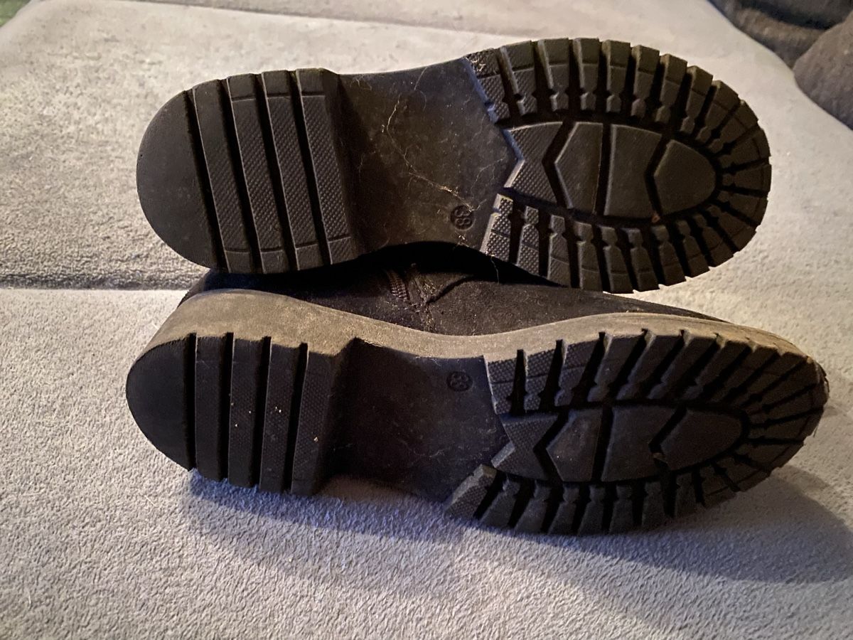 Chaussures femmes: Stiefeletten – D'occasion à Gretzenbach par Cantate 2