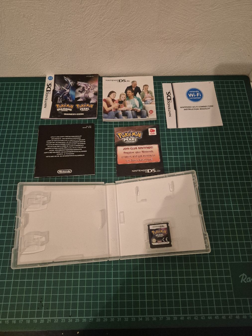 Pokémon Giochi: Pokemon Pearl Version - Nintendo DS - Complete in Box!  – Usato da Meyrin venduto da Retro-GZ 1