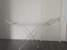 Étendoir à linge électrique