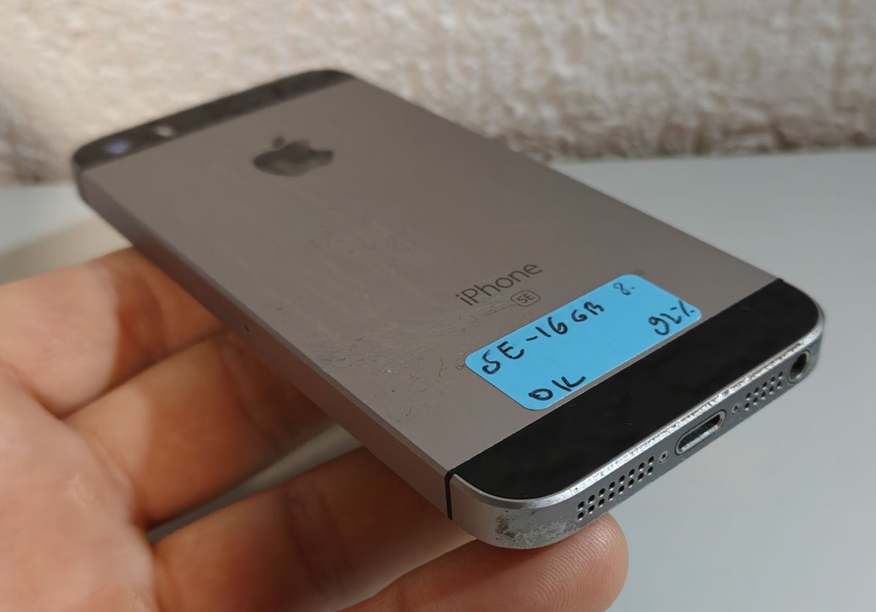 Apple Telefoni cellulari / Smartphones: iPhone SE – Usato da Ehrendingen venduto da Rocky985 3