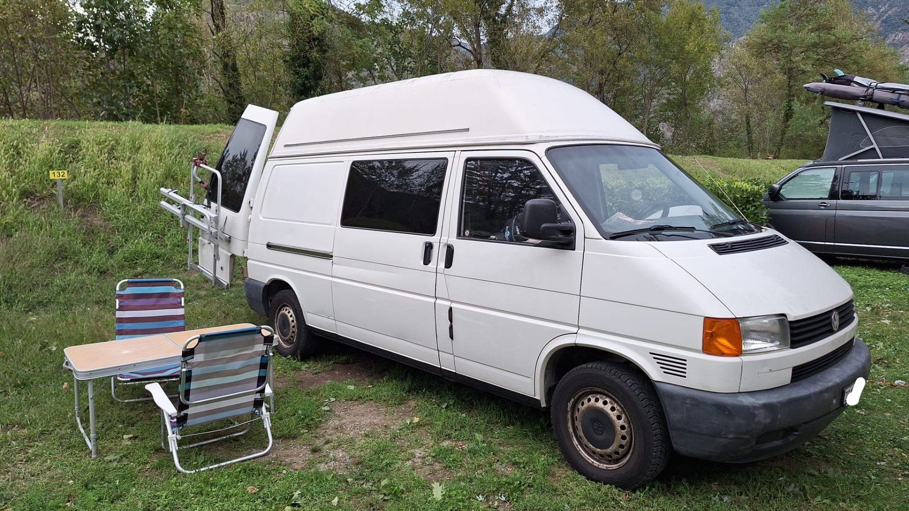 VW Veicoli da campeggio: VW T4 Hochdach 1999 Camper umgebaut – Usato da Baar venduto da bia_n8jj 6