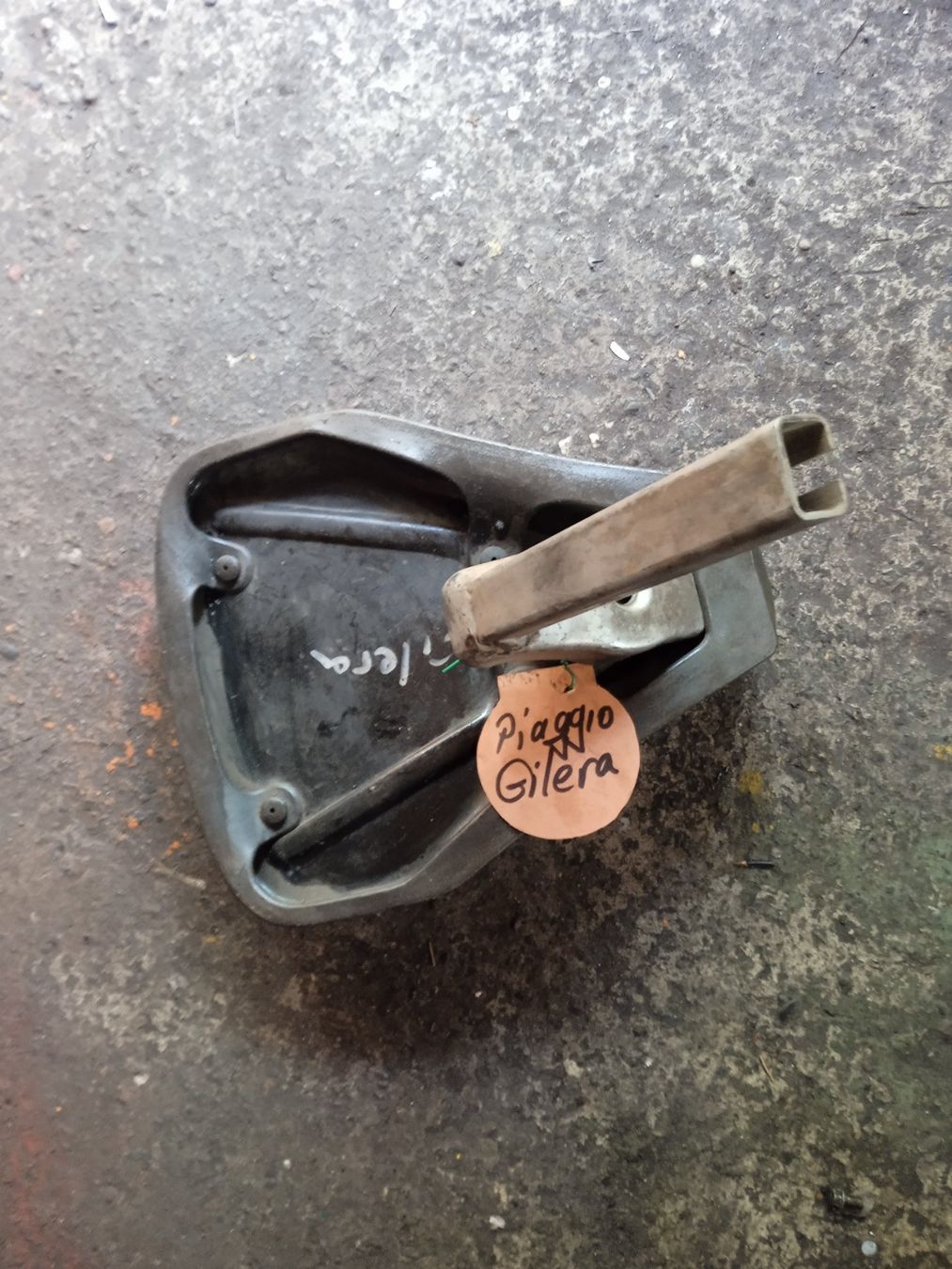 Selle & Accessori: Gilera Sattel – Usato da Fulenbach venduto da Elektronik 2