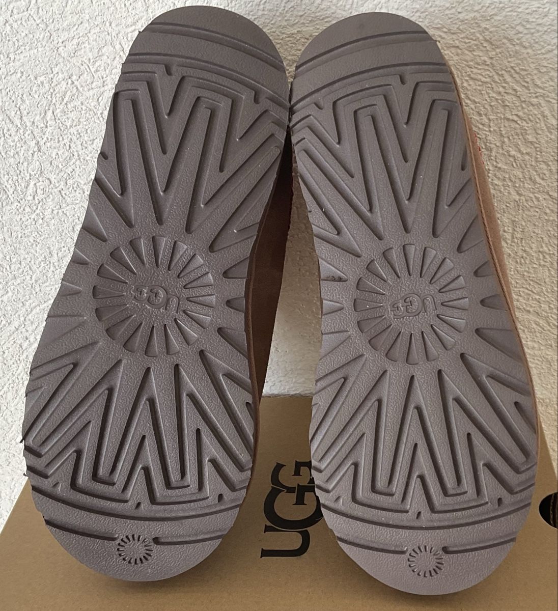 Ugg Scarpe da uomo: UGG Tasman pointure 40 – Nuovo e nell'imballaggio originale da Corseaux venduto da Mililaforet75 5