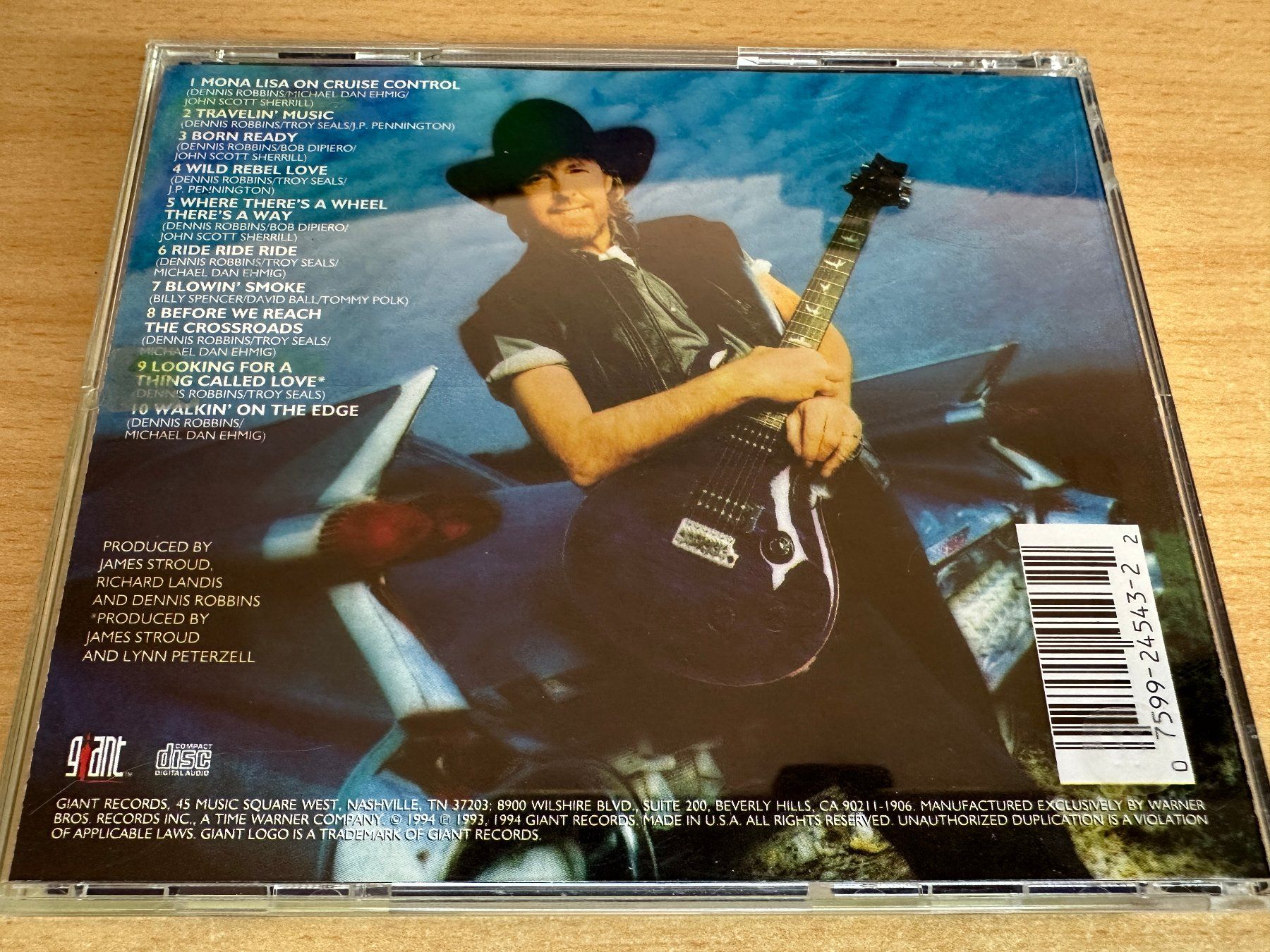CD: Dennis Robbins – Born Ready – Usato da Rikon im Tösstal venduto da Alpenmutz 1