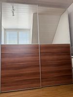 Schwebetürenschrank mit Spiegel Front, gebraucht