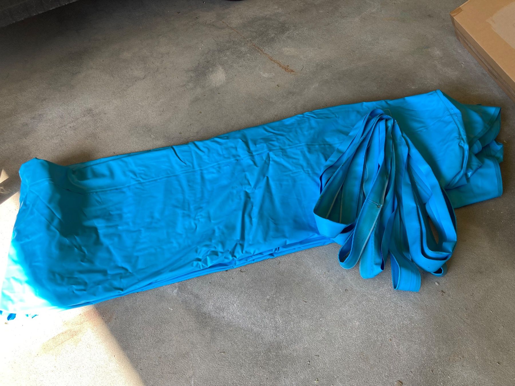Schwimmbad: Poolabdeckung "Safe Top" – Gebraucht aus Hasle LU von caty06