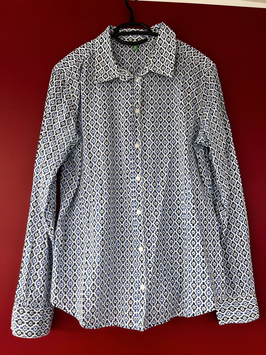 Benetton Camicette: Blouse Benetton à motifs bleus taille M – Usato da Romont FR venduto da cat_j6ww