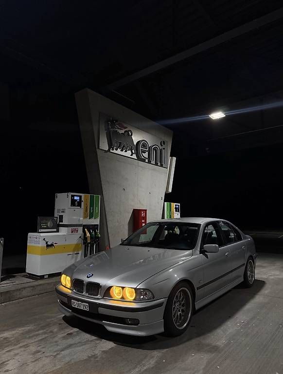 Autos: BMW 528i e39 auto – Gebraucht aus Monthey von Nathan.1870 2