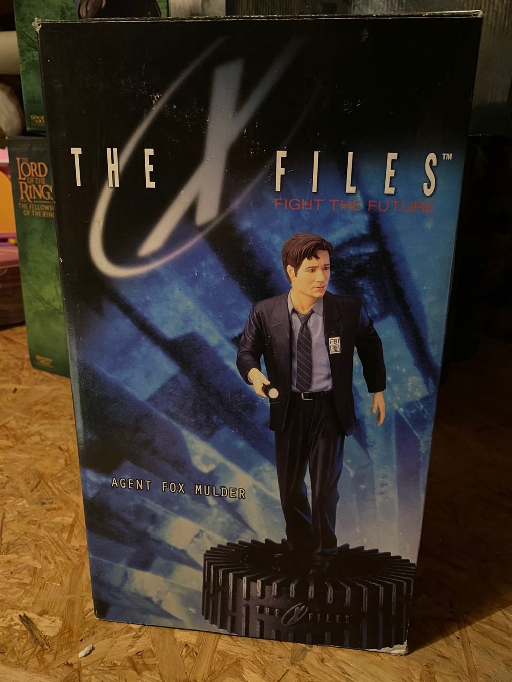 Statuette: Fox Mulder Figurine Dark Horse – Nuovo (secondo la descrizione) da Les Bois venduto da warner10504 2