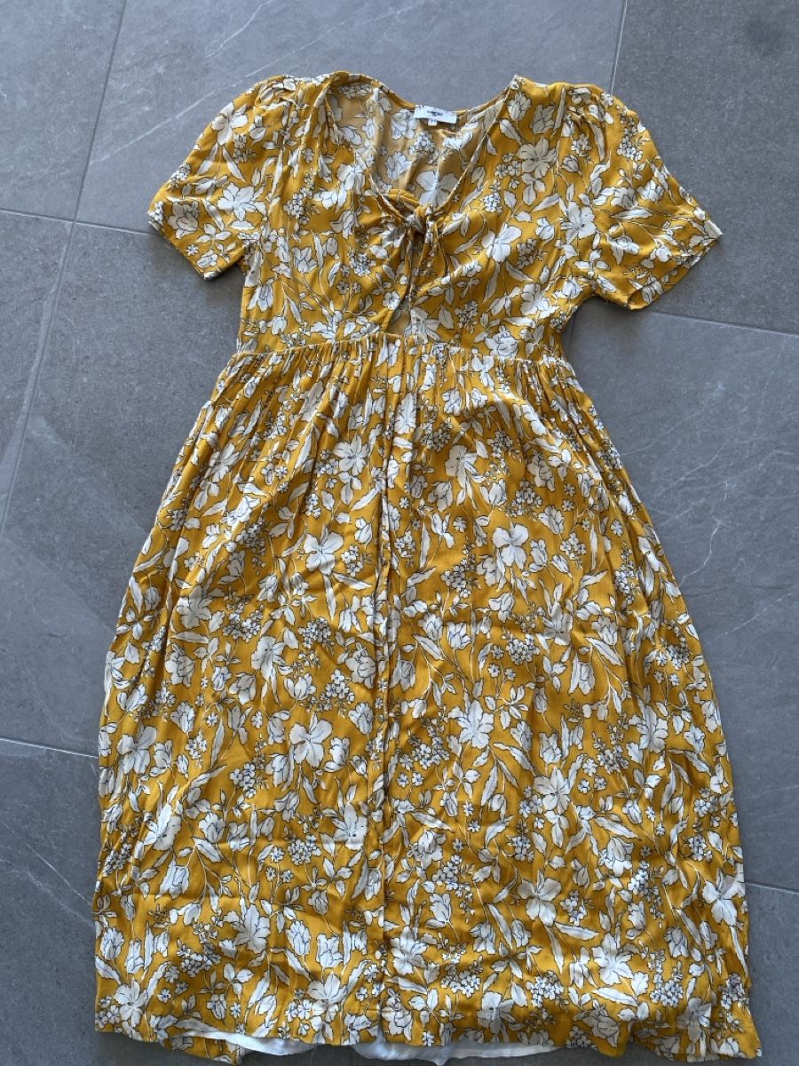 Vestiti: Kleid von Suunco – Usato da Flims Dorf venduto da aniska