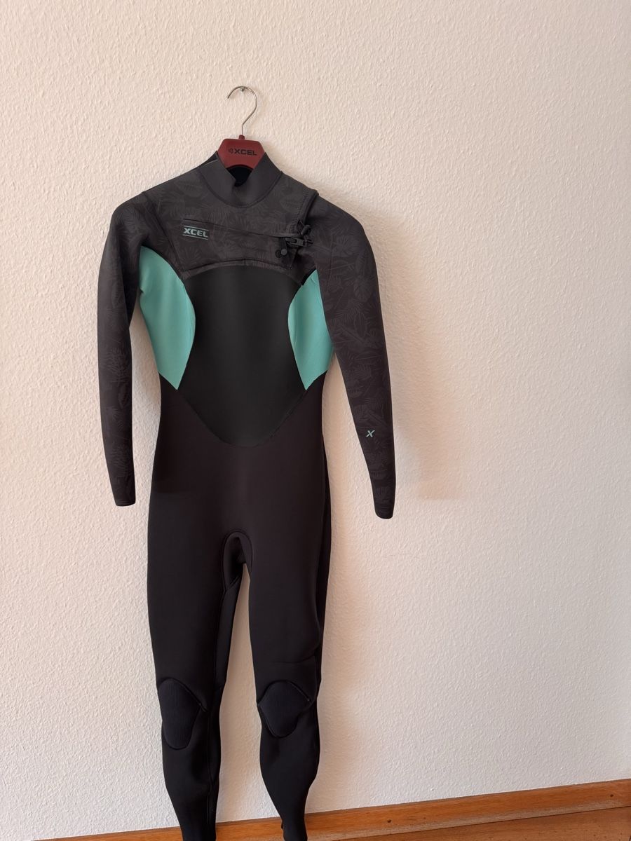 Planches de surf: Xcel Damen Neoprenanzug – D'occasion à Ennetbaden par Mavisime 1