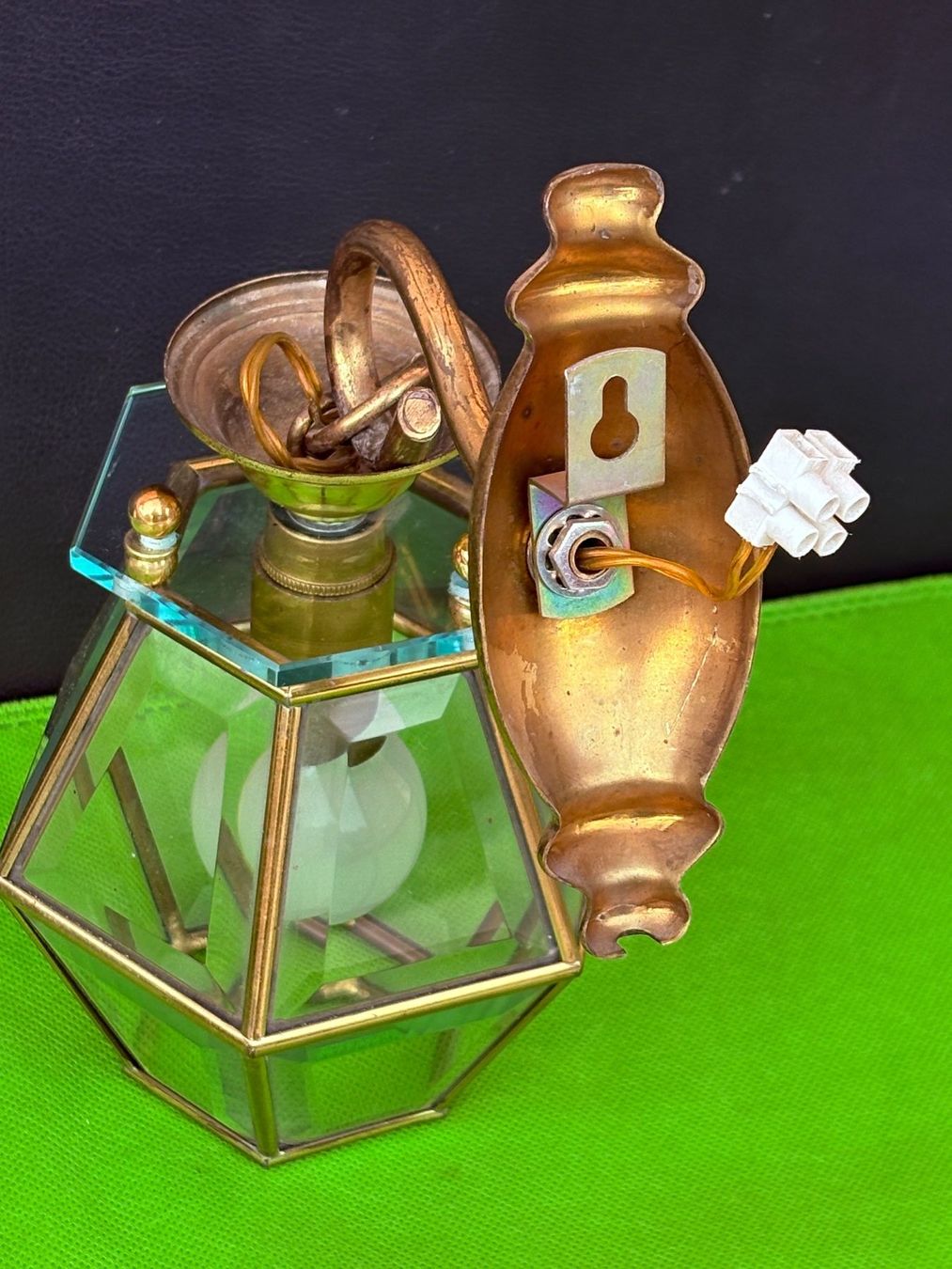 Lampade: Hängelampe sechseckig Glas mit Messingeinfassungen – Usato da Wil SG venduto da rolandsflohland 3