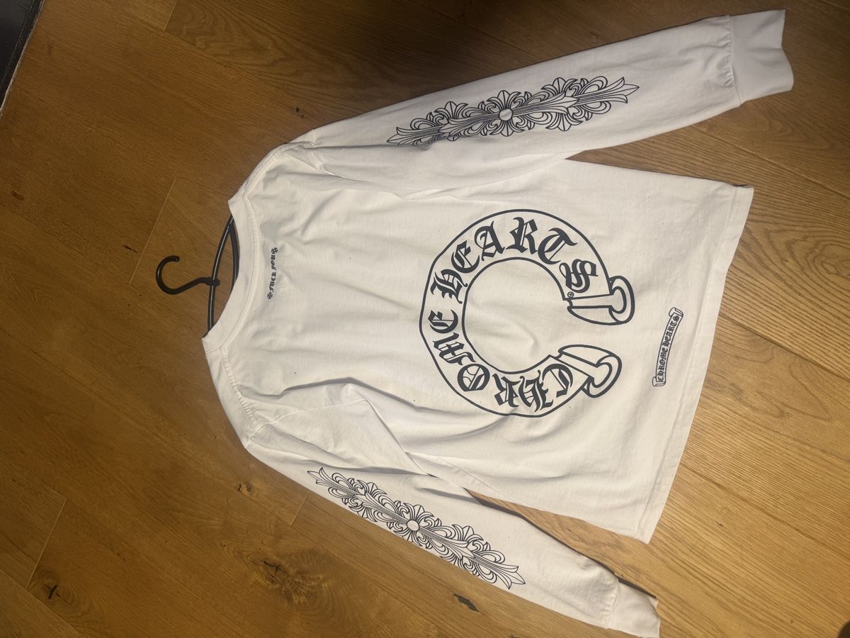 T-shirt: Chrome Long sleeve  – Usato da Uetikon am See venduto da Dariusstasys 3