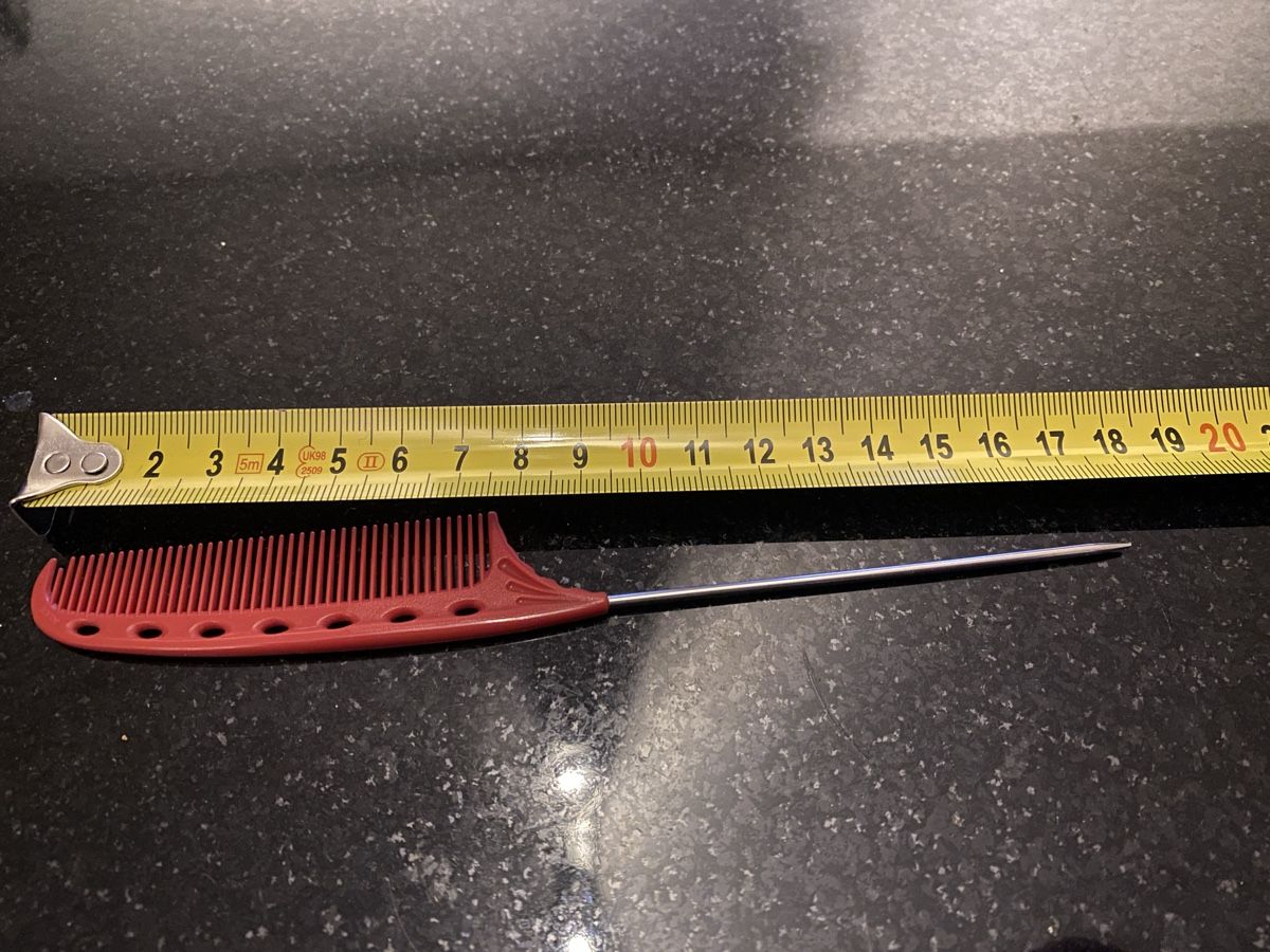 Sonstige Haarpflege: Nadelstielkamm rot Y.S.PARK 18cm – Neu (gemäss Beschreibung) aus Zermatt von Oli4.c 1
