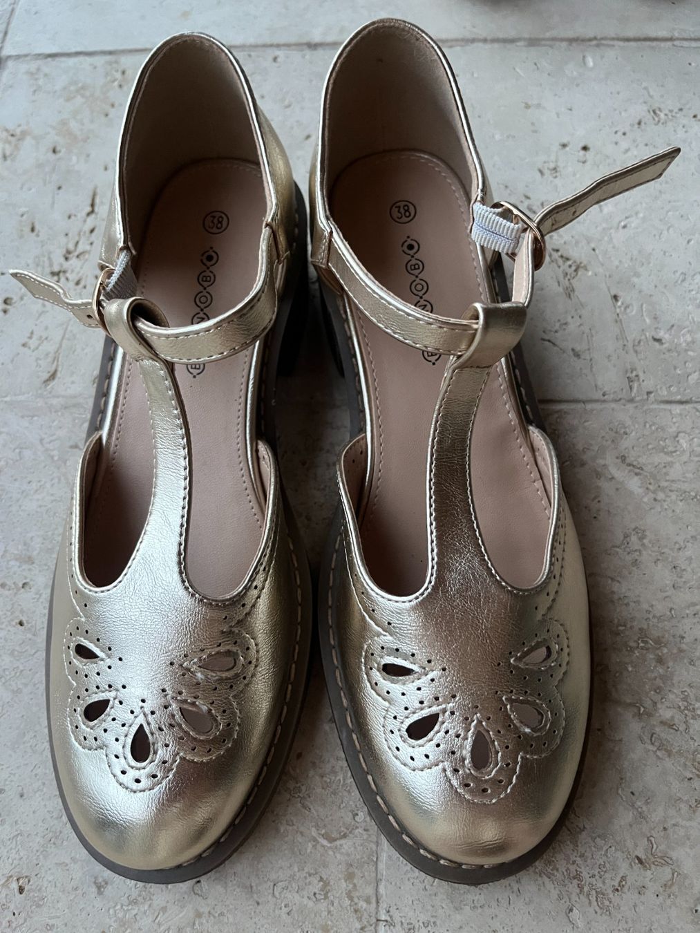Damenschuhe: Chaussures en cuir doré 38 BONOBO – Neu (gemäss Beschreibung) aus Seiry von vanille08