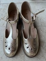 Chaussures en cuir doré 38 BONOBO