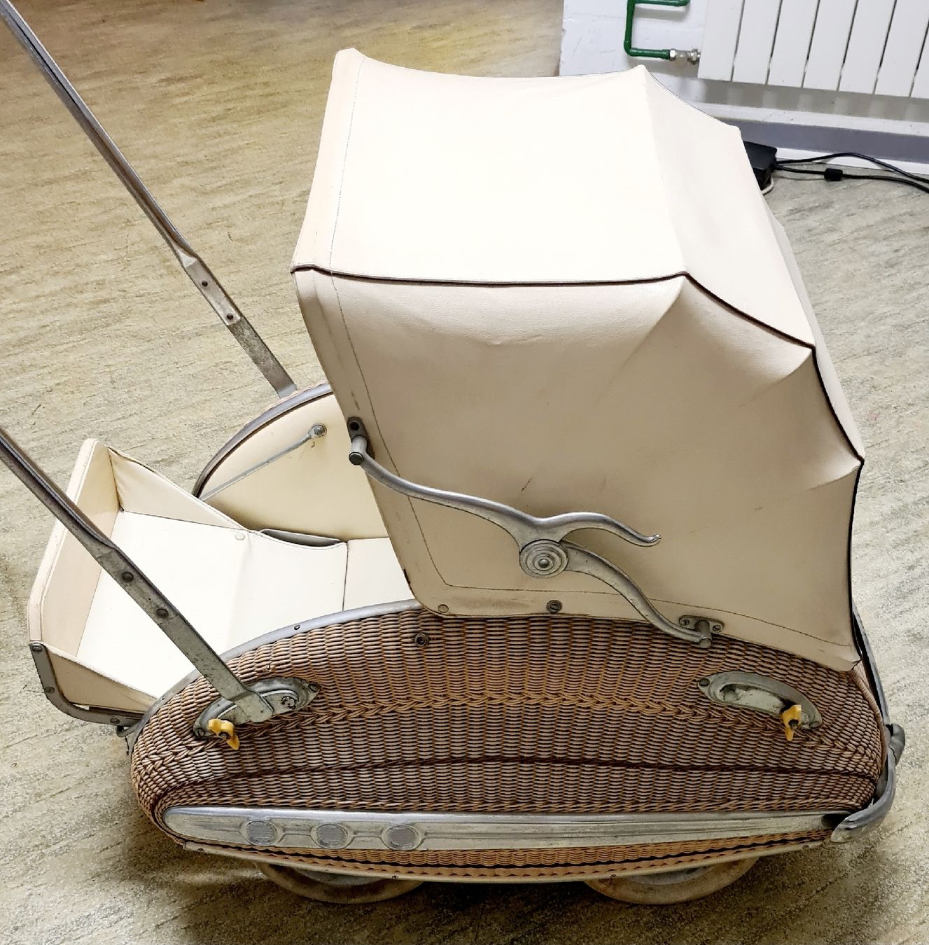 Wisa Gloria Kinderwagen: Poussette enfant Wisa Gloria – Gebraucht aus Biel/Bienne von gde_2hgy 2