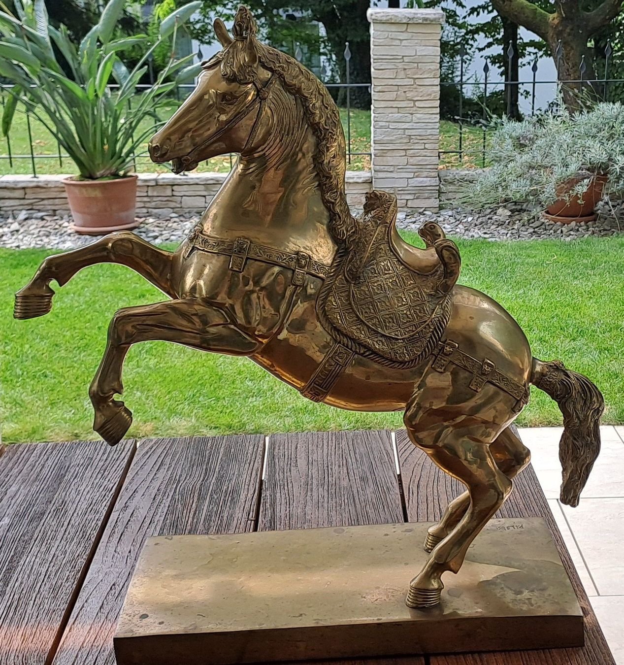 Sculture & Statue: Wunderschönes, schweres Pferd aus Messing signiert – Usato da Wallisellen venduto da prada008 1