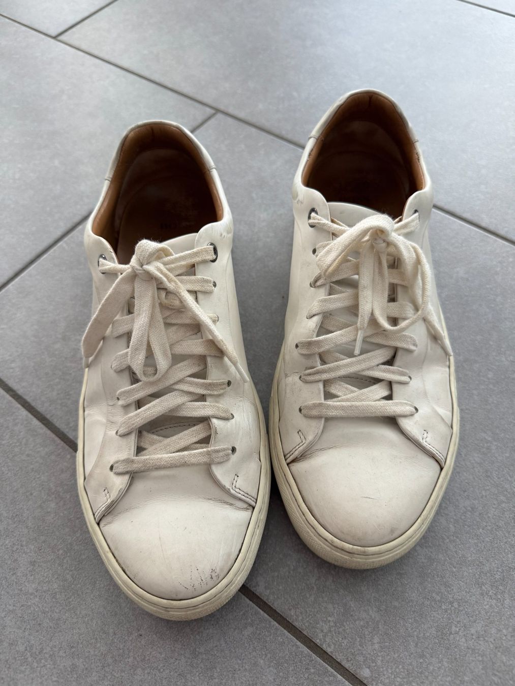 Hugo Boss Scarpe da uomo: Hugo Boss Sneaker Mirage Grösse 41 weiss – Usato da Schaffhausen venduto da Kaiser0009