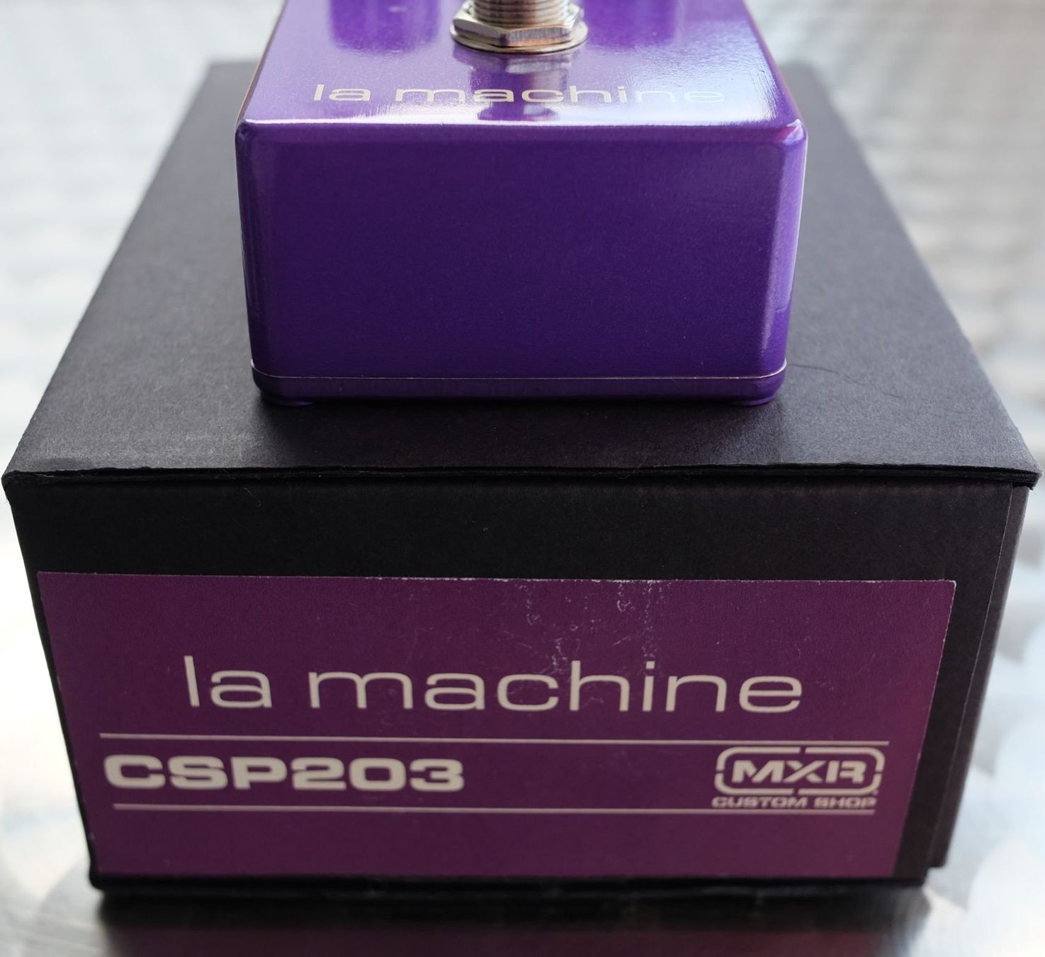 Strumenti musicali: MXR Custom Shop La Machine Fuzz - Pedal – Usato da Basel venduto da PondstreetStudios 4