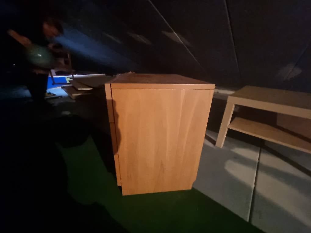 Tische: Bett tischchen – Gebraucht aus Sempach von Severin.Roth
