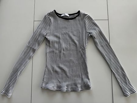 MNG Shirt, Grösse S, schwarz-weiss gestreift, Top Zustand