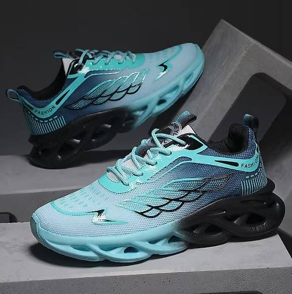Scarpe da uomo: Laufschuhe, Grösse 39 (Neuware) – Usato da Frauenkappelen venduto da Emma7