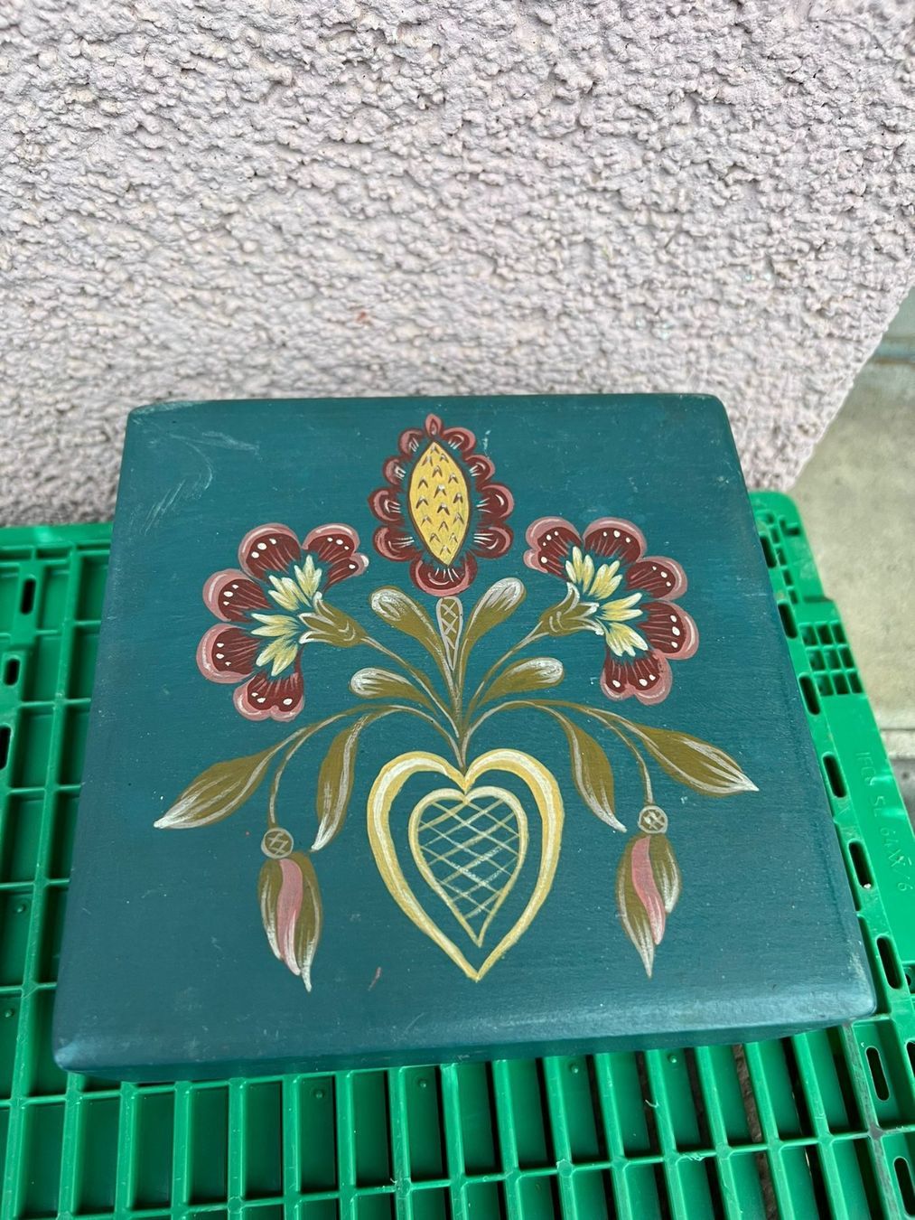 Portagioie: Holzbox Petrol/Rot – Usato da Egg b. Zürich venduto da Brocki_Insel_Egg