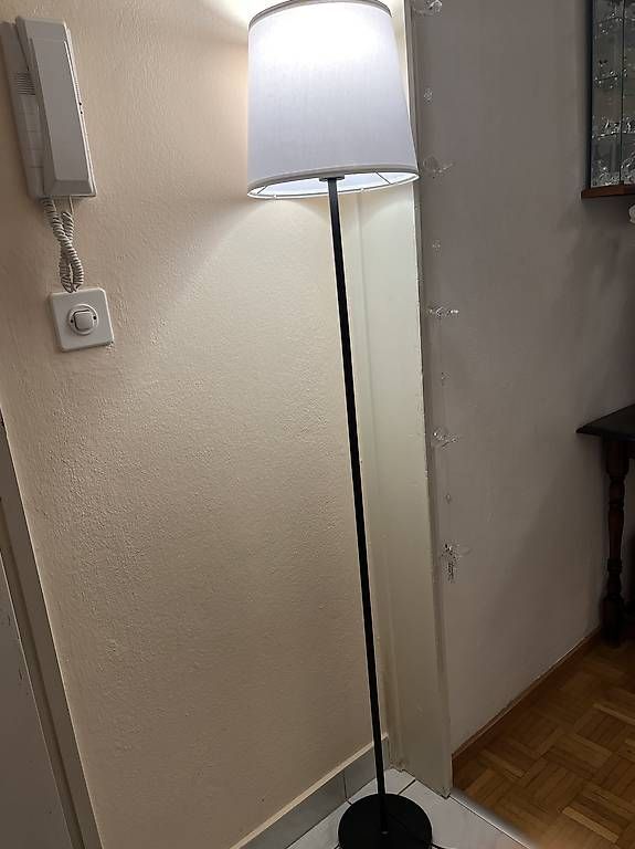 Lampade: Lampada da terra  – Usato da Pregassona venduto da lau_qqs8
