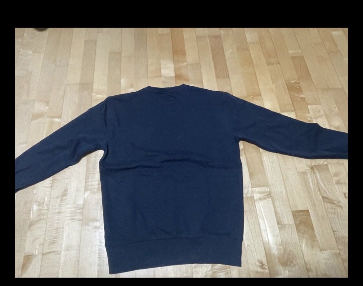 Lotti di vestiti: Hoodie Kleiderpaket – Usato da Münchenbuchsee venduto da nia_w9q5 9