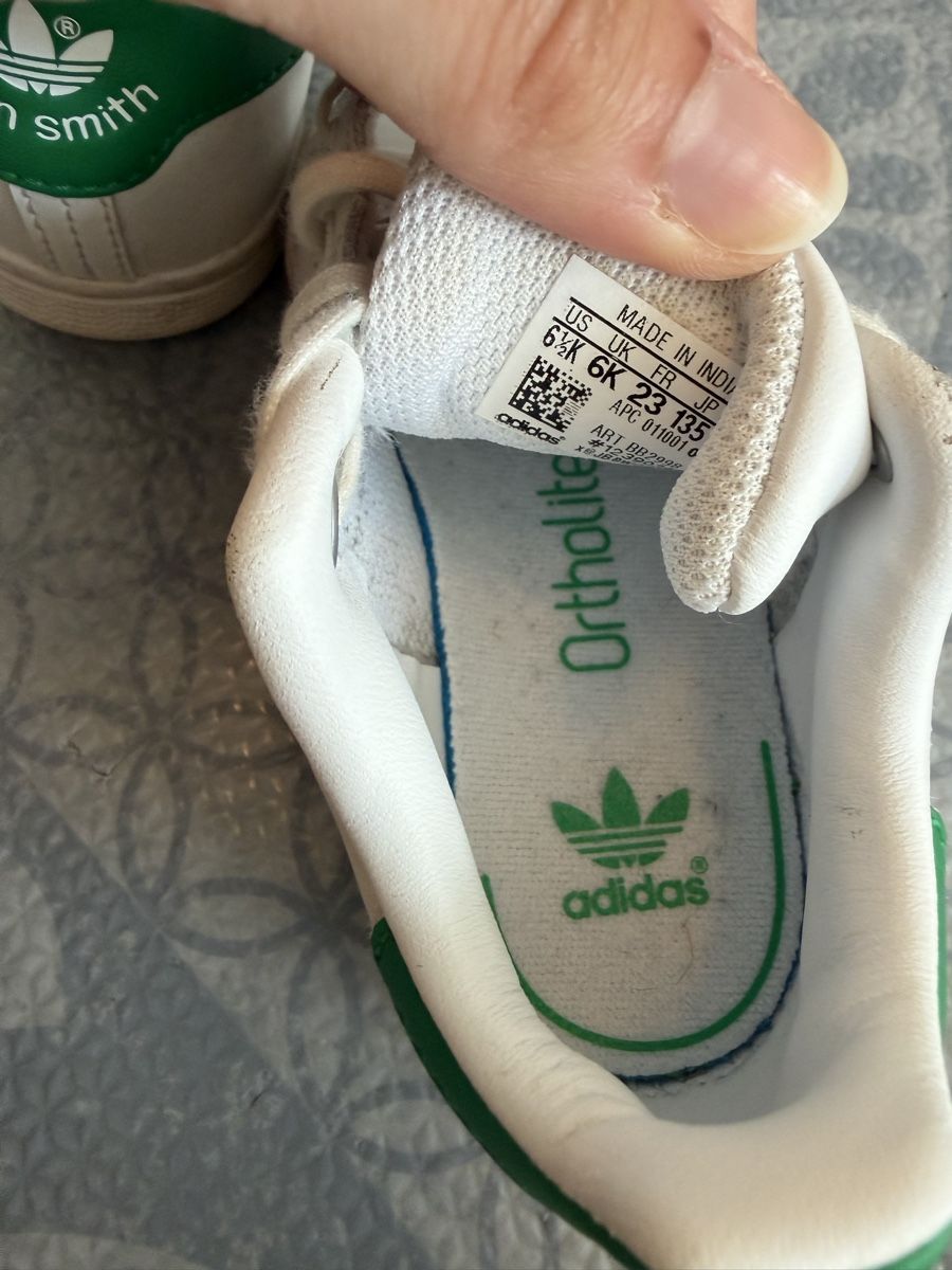 Adidas Schuhe für Jungen: Adidas Stan Smith Kinderschuhe, Gr 23 – Gebraucht aus Küsnacht ZH von ToddyGinger 2