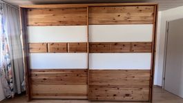 Wunderschöner Zirben-/Arven-Massivholzschrank  hochwertig
